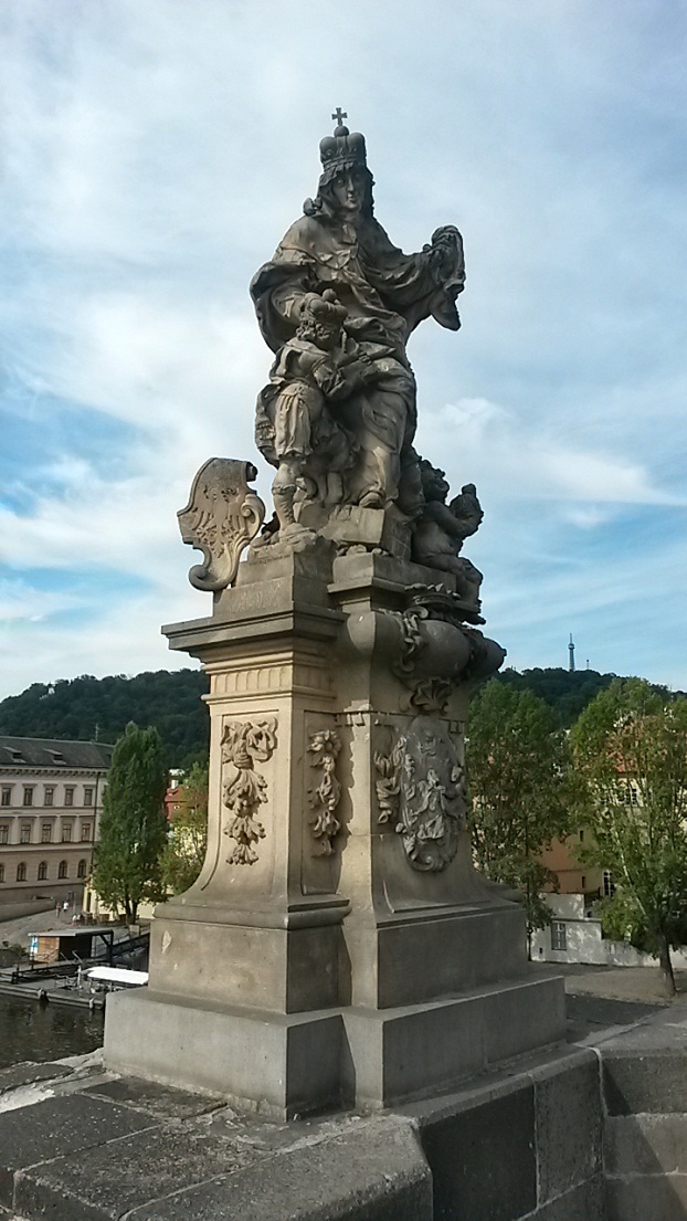 Экскурсии в Праге. Скульптуры Карлова моста