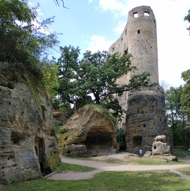 Замковые руины